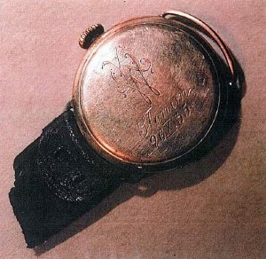 Zegarek znaleziony podczas ekshumacji w Charkowie