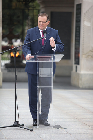 Minister Jan Kasprzyk przemawia