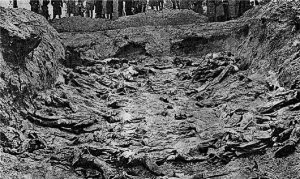 Masowy grób oficerów - ekshumacja w 1943 roku