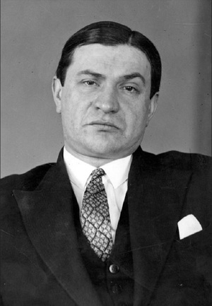 Bronisław Pieracki, minister spraw wewnętrznych. Fotografia portretowa.