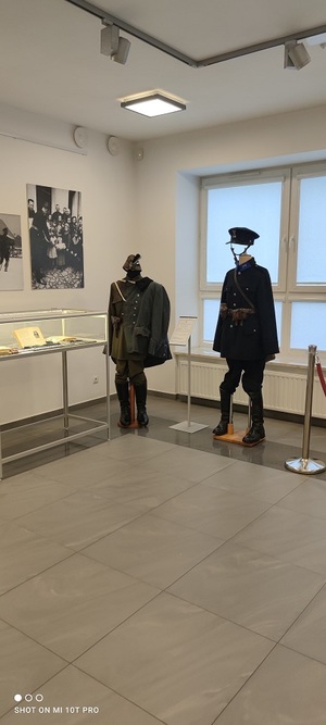 wystawa stała Policja Państwowa 1919-1939, rozwój umundurowania Policji Państwowej